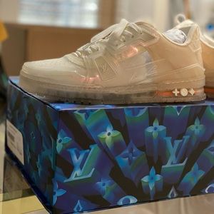 Louis Vitton Trainer Snks Transparent